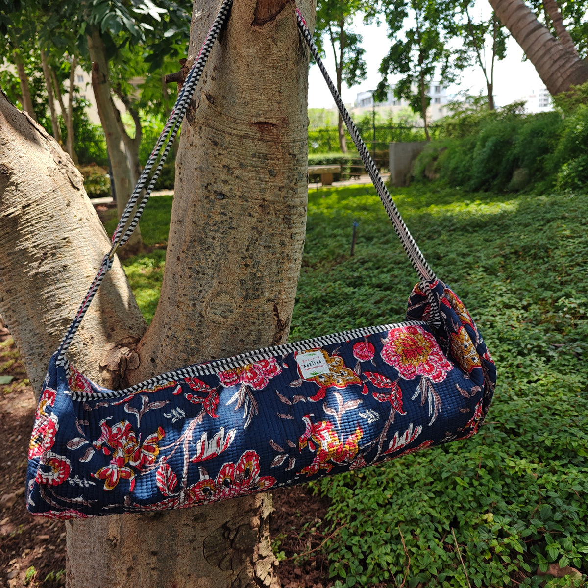 Sprig Handblock Printed Quilted Yoga Mat Bag