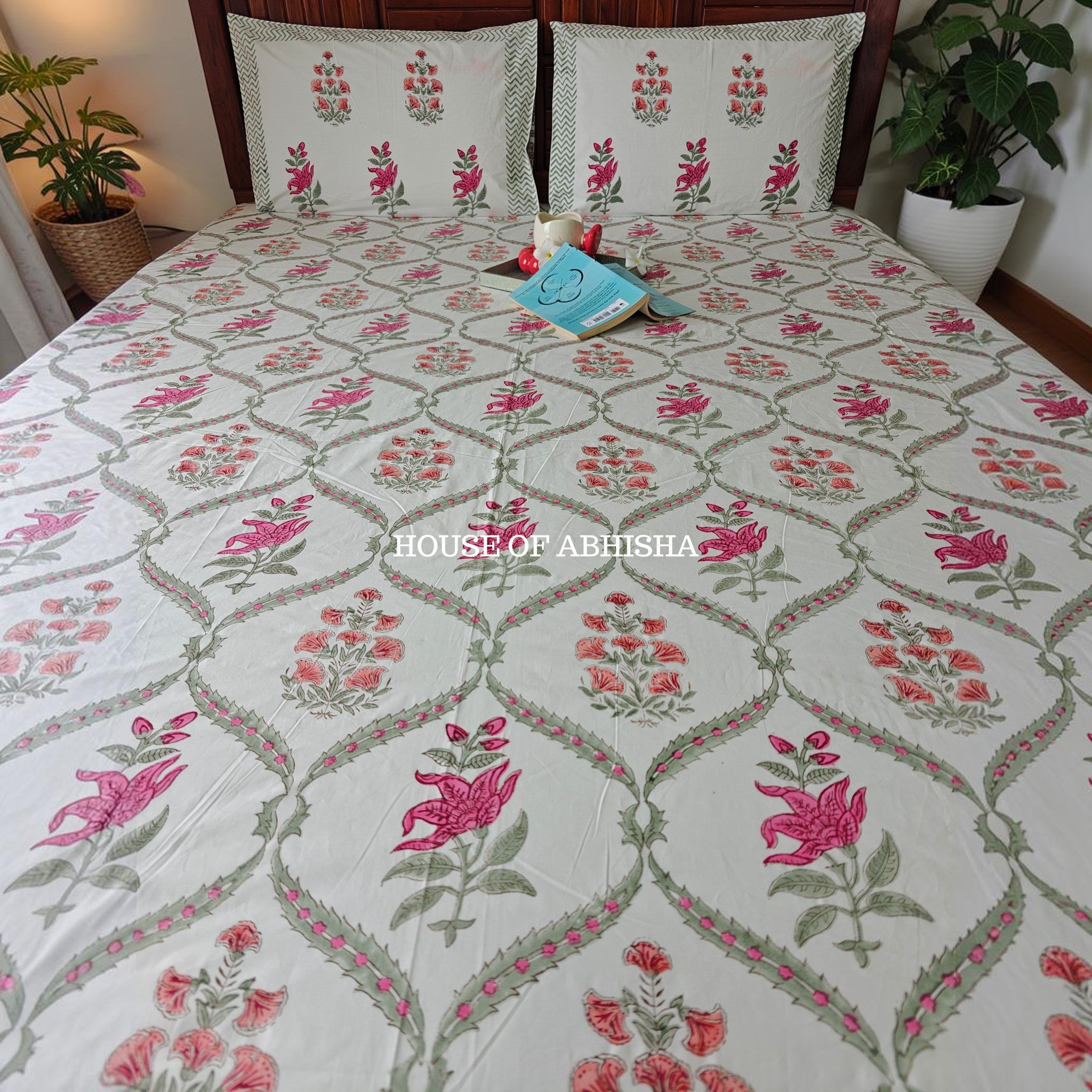 Rani Bagh Handblock Premium Cotton Bedsheet Set