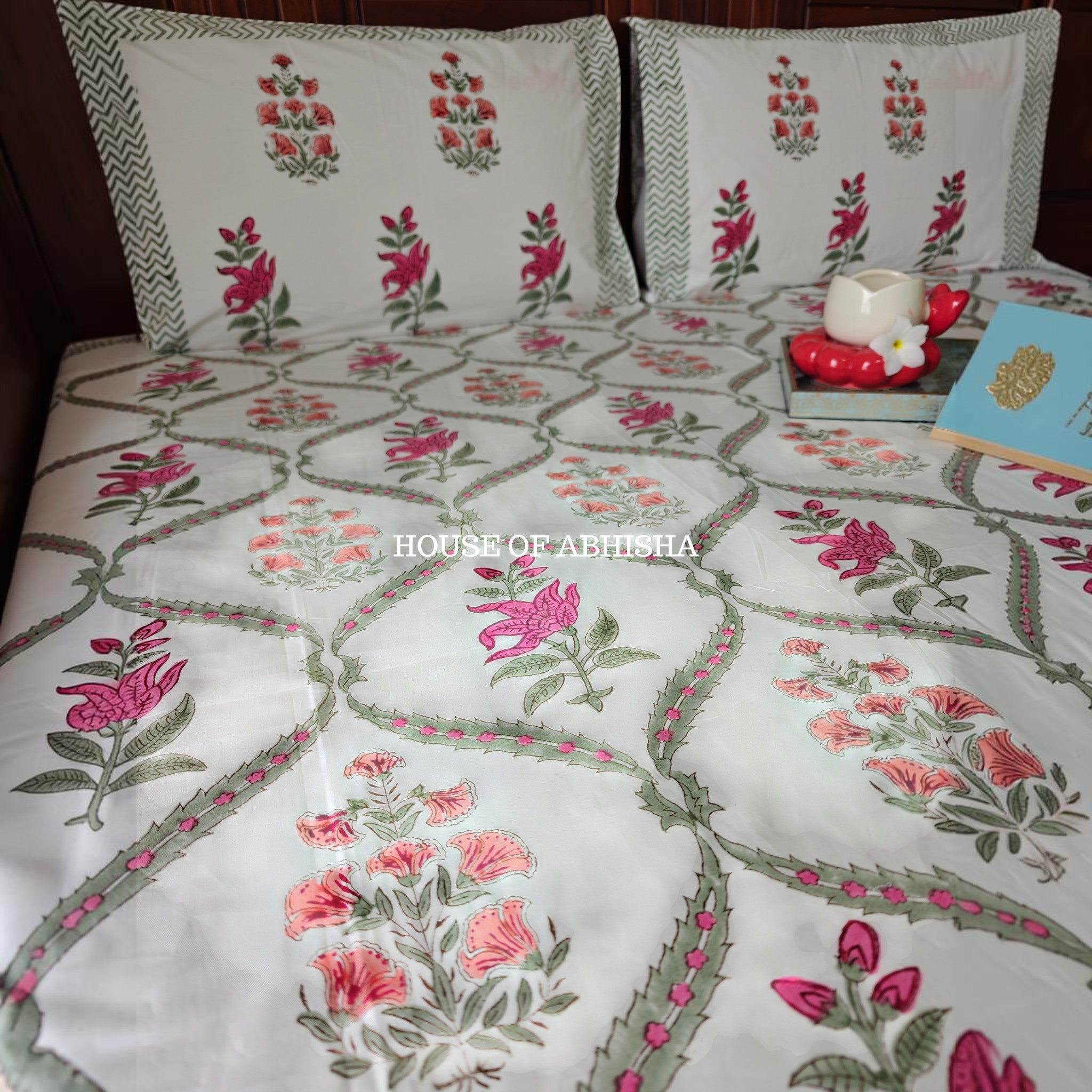 Rani Bagh Handblock Premium Cotton Bedsheet Set