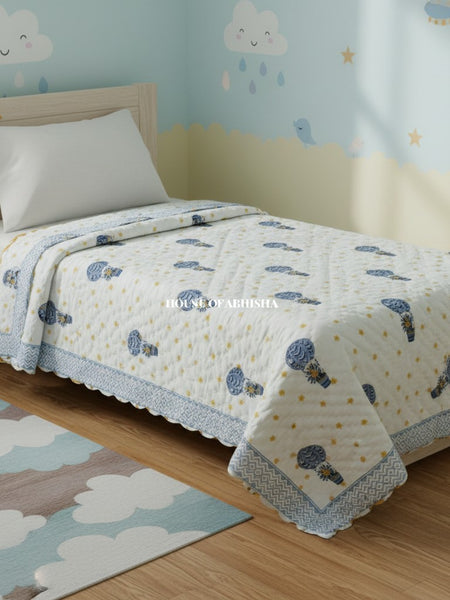 Dreamy Dots Handblock Printed Mulmul Kids Quilt