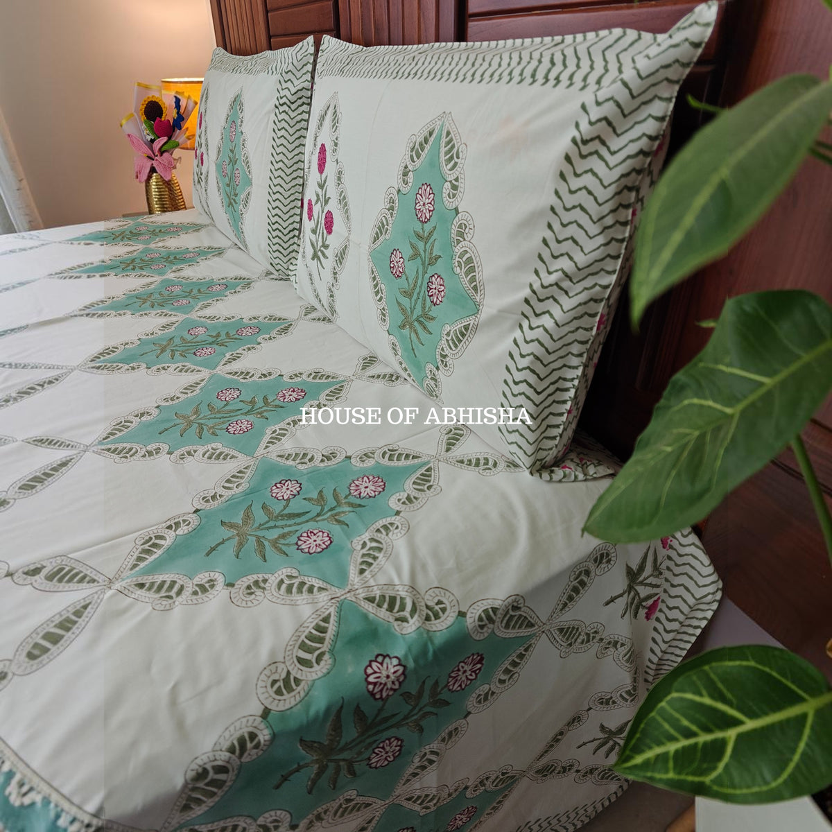 Gulmohar Hand Block Premium Bedsheet Set